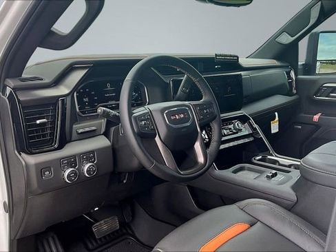 New 2025 GMC Sierra 2500 AT4 w/ AT4 Premium Plus Package AWD/4WD image 10