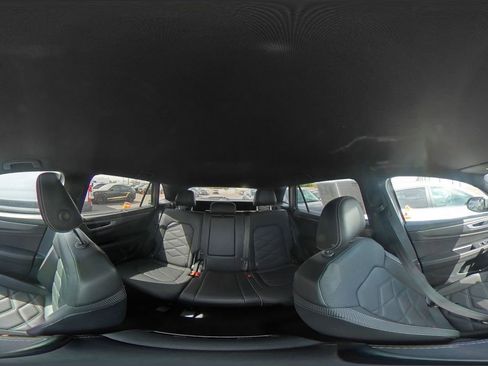 Used 2025 Volkswagen Atlas Cross Sport SE FWD image 42
