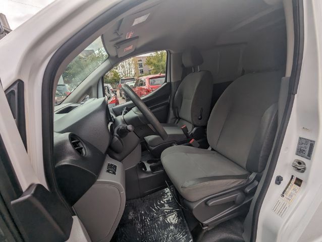 Used 2019 Nissan NV200 SV w/ Navigation Package FWD image 17