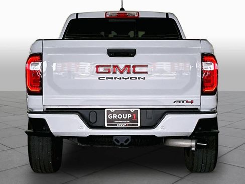 Used 2024 GMC Canyon AT4 w/ AT4 Premium Package AWD/4WD image 4