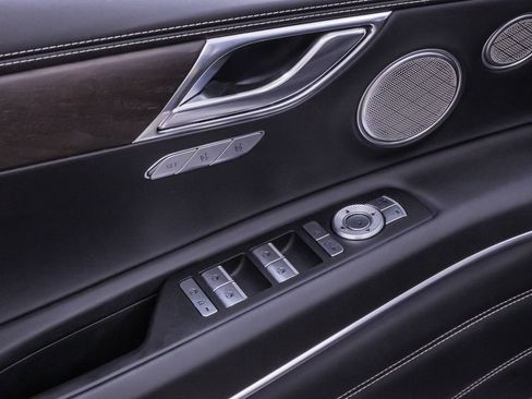 Certified 2024 Genesis GV80 3.5T Prestige w/ Prestige Package image 32