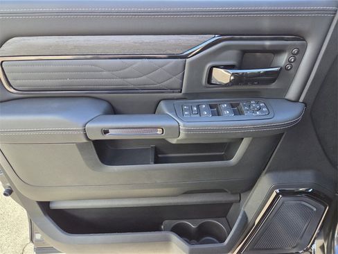 New 2026 RAM 3500 Limited image 10