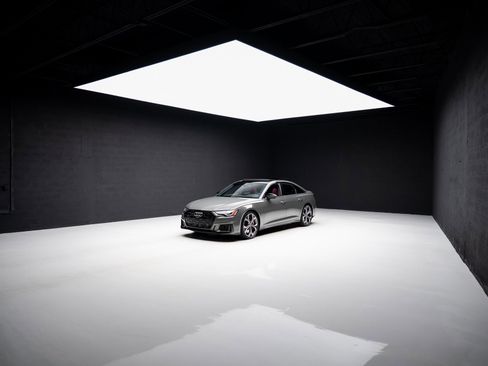 Used 2024 Audi S6 Premium Plus w/ Premium Plus Package image 87