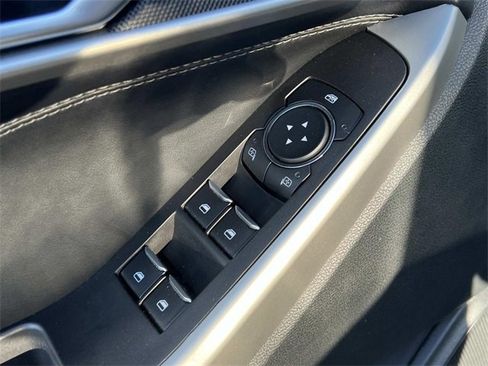 Certified 2023 Ford Explorer XLT image 18
