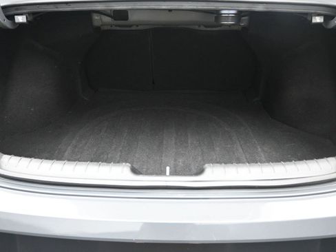 Used 2024 Hyundai Elantra Limited image 22