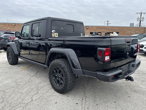 Used 2022 Jeep Gladiator Willys image 5