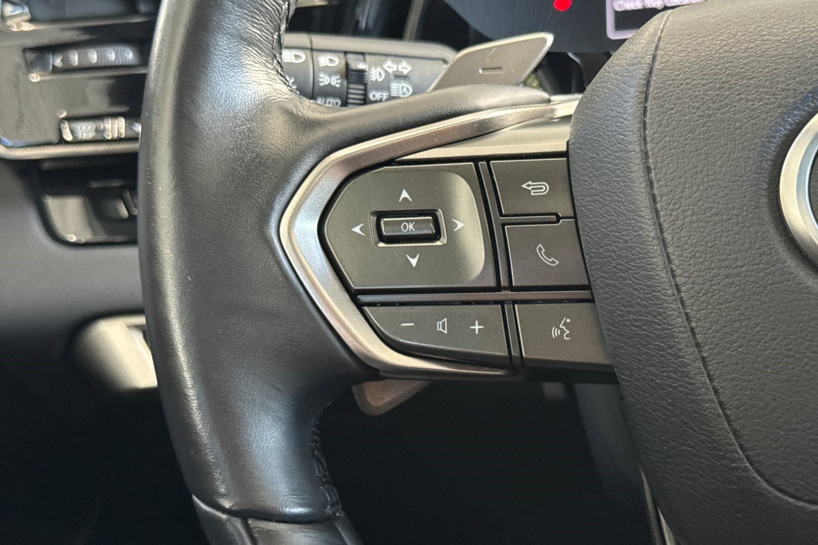 Certified 2024 Lexus RX 350 Premium w/ Accessory Package (Z1) FWD image 30