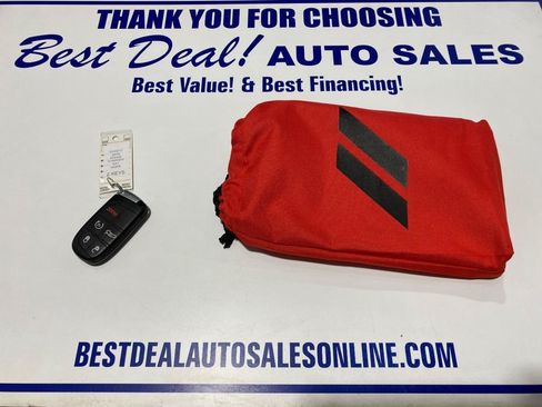 Used 2019 Dodge Charger SXT AWD/4WD image 23