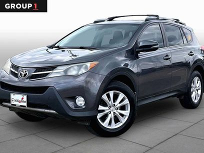 Used 2014 Toyota RAV4 Limited w/ Technology Package
