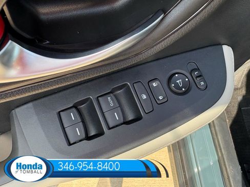 New 2026 Honda HR-V LX image 8