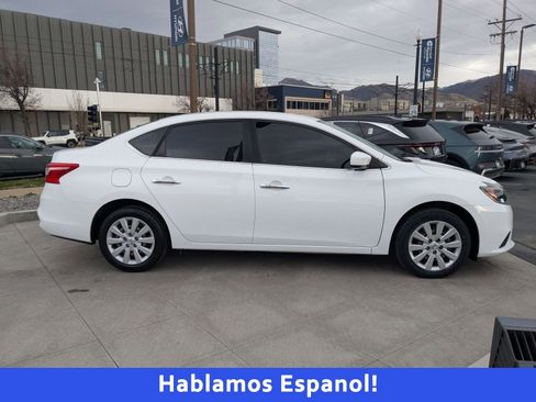 Used 2018 Nissan Sentra S image 2