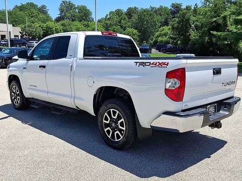 Used 2019 Toyota Tundra SR5 w/ TRD Off Road Package AWD/4WD image 7