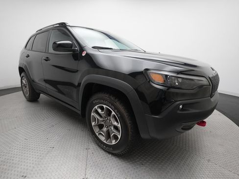 Used 2022 Jeep Cherokee Trailhawk w/ Comfort/Convenience Group AWD/4WD image 36