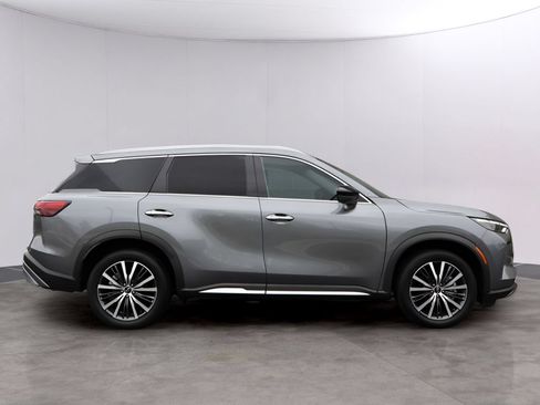 Used 2025 INFINITI QX60 Sensory w/ Cargo Package AWD/4WD image 4