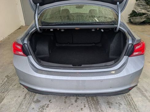 Used 2024 Chevrolet Malibu LT FWD image 32