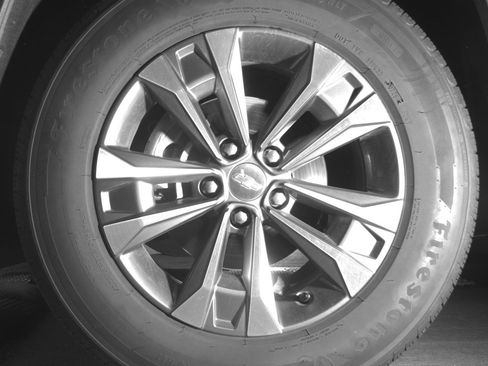 Used 2025 Chevrolet Equinox LT FWD image 12