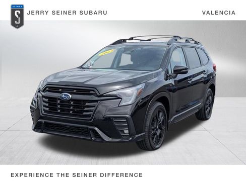 Used 2023 Subaru Ascent Onyx Edition AWD/4WD image 1