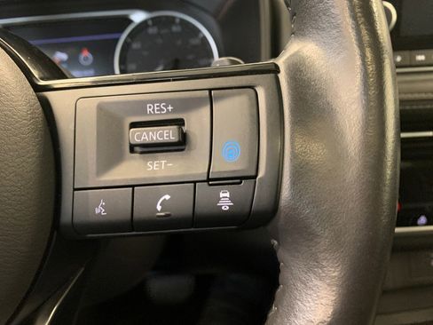 Used 2021 Nissan Rogue SV w/ Premium Package AWD/4WD image 21