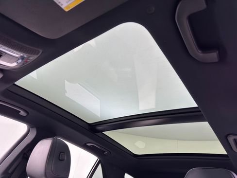 Used 2022 Mercedes-Benz GLE 450 4MATIC image 12