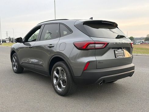 Used 2025 Ford Escape ST-Line image 4