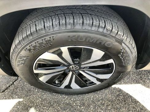 Used 2026 Volkswagen Atlas Cross Sport SE AWD/4WD image 10