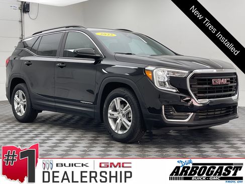 Used 2022 GMC Terrain SLE w/ Driver Convenience Package FWD image 1
