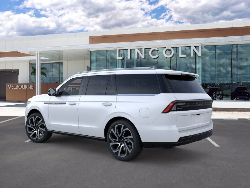 New 2026 Lincoln Navigator Black Label AWD/4WD image 4