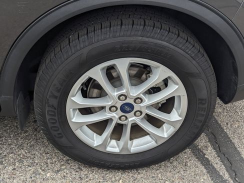 Certified 2020 Ford Escape S image 7