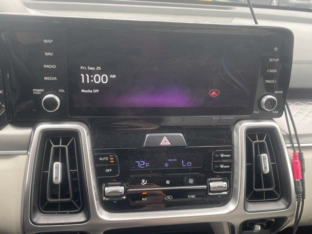 Used 2023 Kia Sorento S FWD image 12