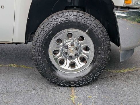 Used 2013 Chevrolet Silverado 1500 W/T w/ LS Package RWD image 11