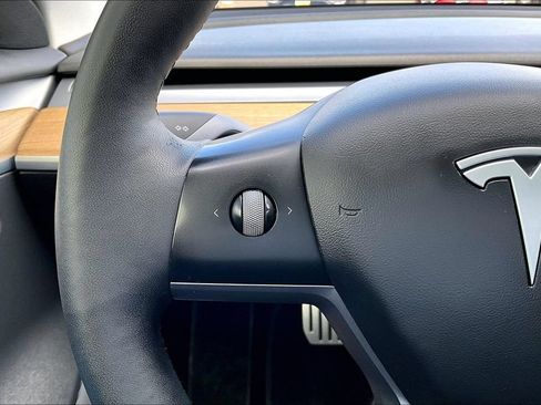 Used 2021 Tesla Model 3 Performance AWD/4WD image 18