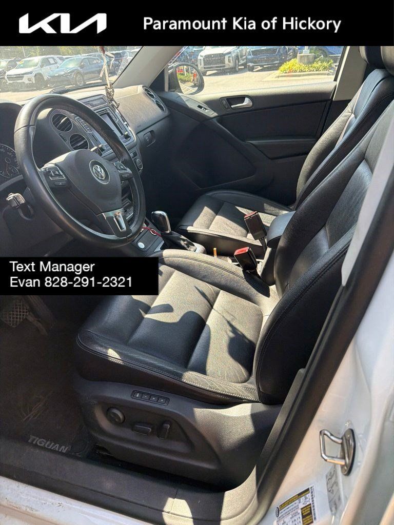 Used 2017 Volkswagen Tiguan Sport FWD image 6