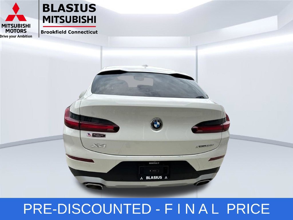 Used 2025 BMW X4 xDrive30i AWD/4WD image 9