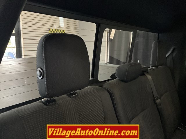 Used 2015 Ford F150 XLT w/ Equipment Group 302A Luxury AWD/4WD image 34