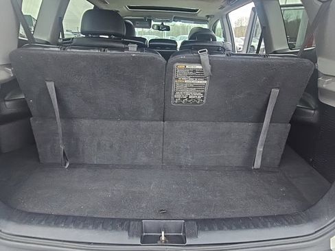 Used 2012 Toyota Highlander SE w/ Tow Pkg image 30