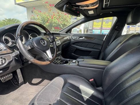 Used 2012 Mercedes-Benz CLS 550 image 3