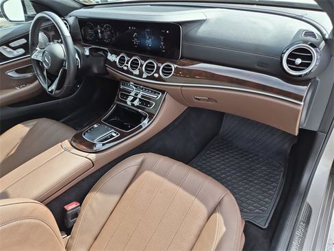 Used 2022 Mercedes-Benz E 350 4MATIC Sedan image 20