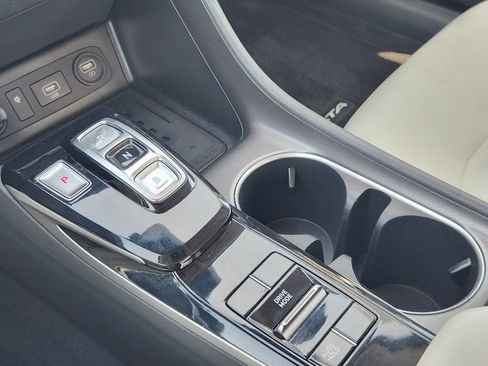 Used 2023 Hyundai Sonata SEL w/ Convenience Package FWD image 19