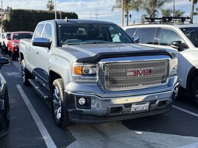 Used 2015 GMC Sierra 1500 SLT w/ SLT Crew Cab Value Package
