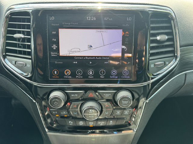 Used 2020 Jeep Grand Cherokee Limited AWD/4WD image 20