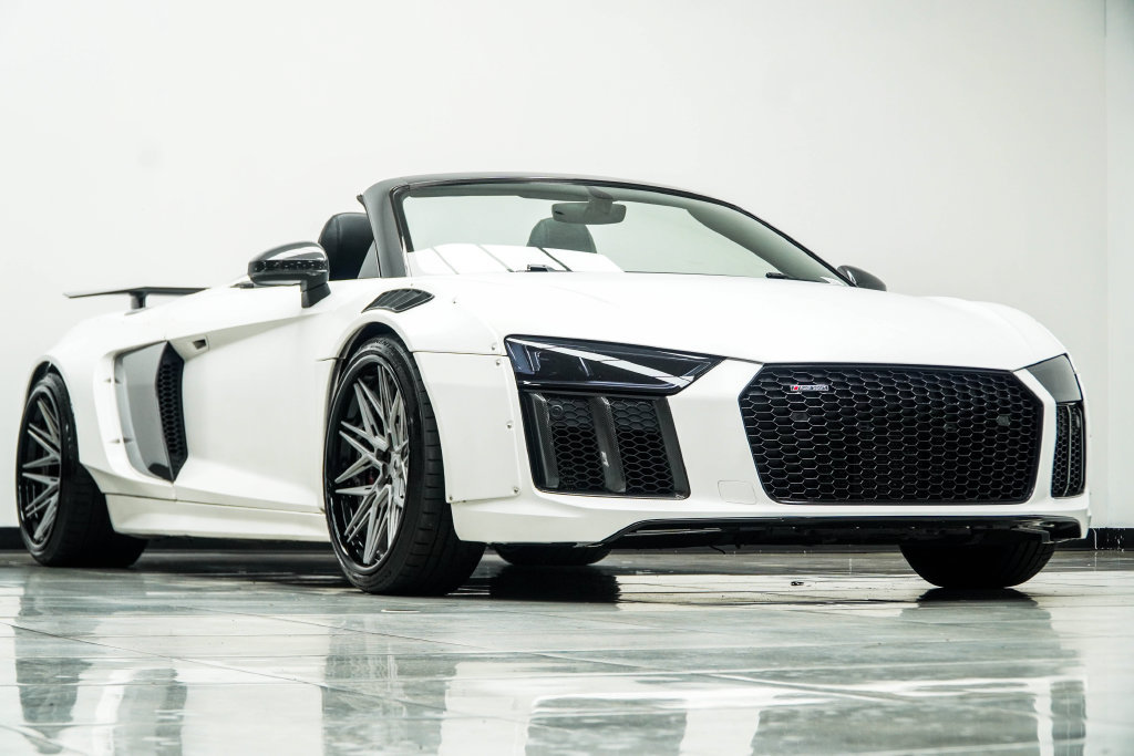 Used 2018 Audi R8 V10 AWD/4WD image 5