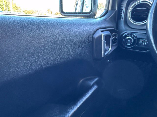 Used 2021 Jeep Wrangler Unlimited Sport AWD/4WD image 17