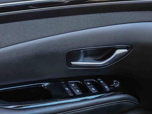 Used 2022 Hyundai Tucson Limited image 15