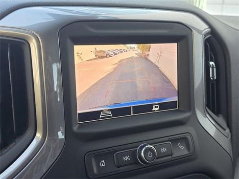 Certified 2022 Chevrolet Silverado 1500 Custom image 25