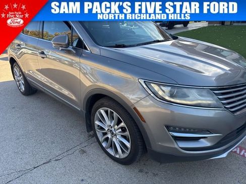 Used 2016 Lincoln MKC Reserve w/ Lincoln MKC Climate Package image 2