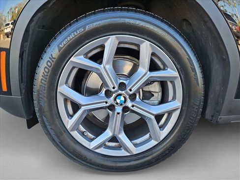 Used 2024 BMW X3 sDrive30i w/ Premium Package RWD image 23