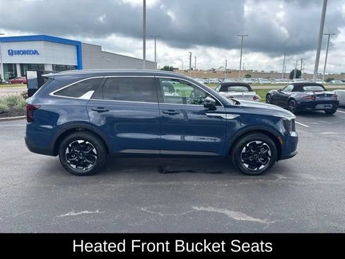 Used 2024 Kia Sorento S w/ Panoramic Sunroof Package FWD image 6