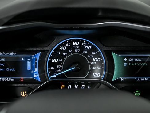 Used 2015 Ford C-MAX SE image 24