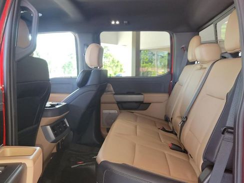 Used 2024 Ford F450 Lariat w/ Lariat Ultimate Package AWD/4WD image 14