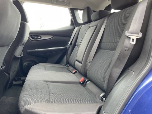 Used 2017 Nissan Rogue Sport S w/ S Appearance Package FWD image 10